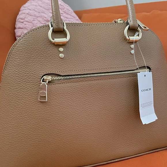 Coach Purse 👜 - Picture 3 of 6